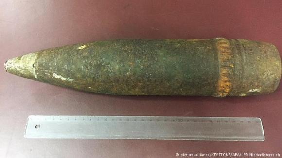 Picture of artillery shell